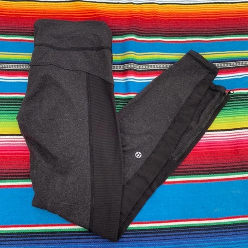 Lulu lemon size 8